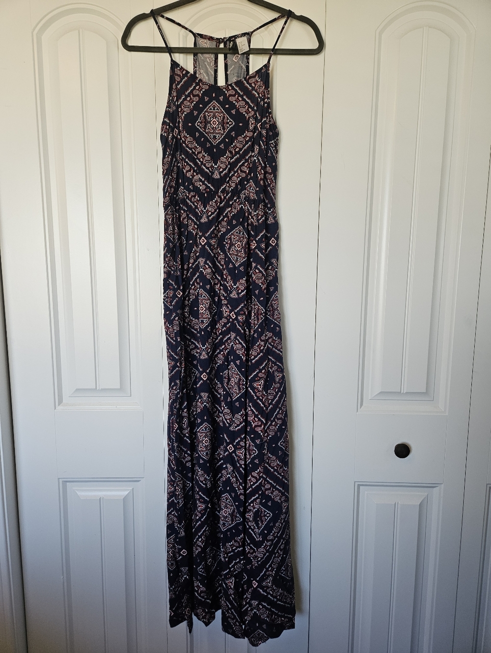 H&M Navy Blue and Red Printed Maxi Dress Size Medium